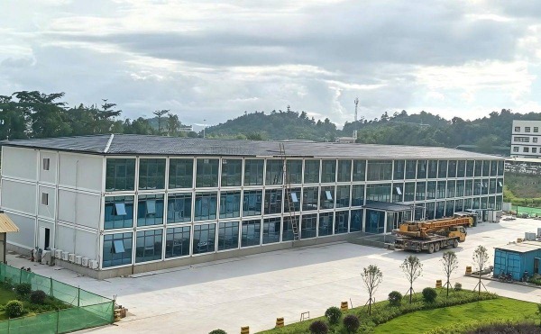 Container house mining camp accommodation in a remote tropical region — Wanbang modular camp