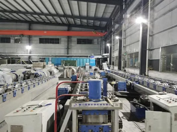 Folding container houses prepared for shipping at the Wanbang factory &mdash; Wanbang foldable modular units for export